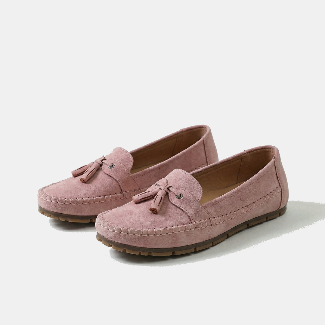 Nadine – Classic Loafers with Tassel Detail