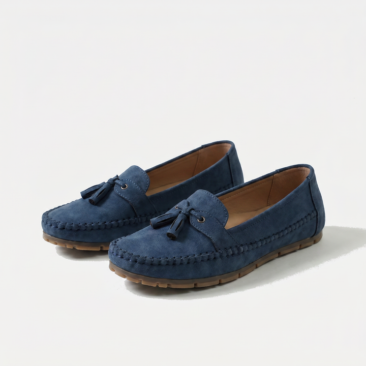Nadine – Classic Loafers with Tassel Detail