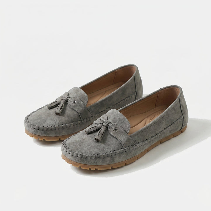 Nadine – Classic Loafers with Tassel Detail